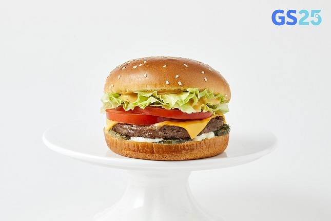 GS25의 '찐오리지널비프버거' / 사진제공=GS리테일