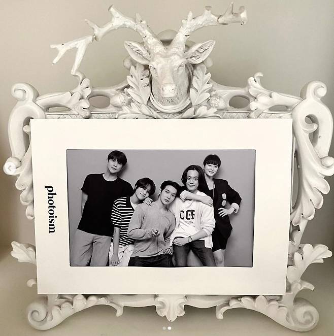 ▲ 배우 김혜수, 문상민, 윤상현, 유선호, 박하준. 출처| 김혜수 인스타그램