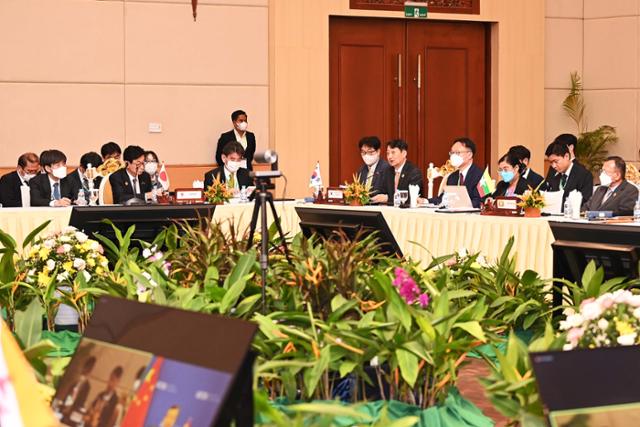 '제1차 RCEP 경제장관회의'가 17일 캄보디아에서 열렸다. 산업통상자원부 제공