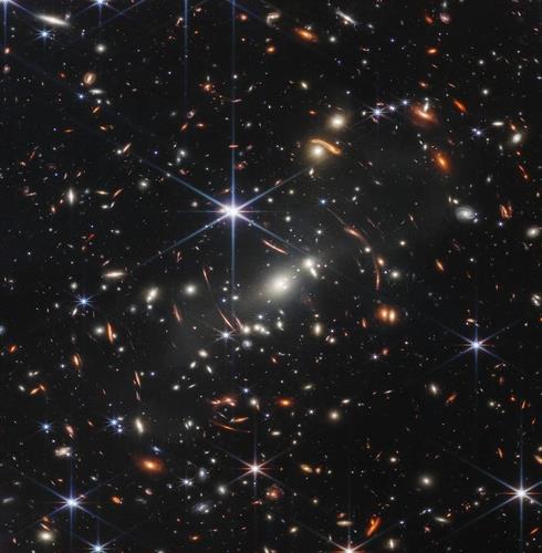 웹 망원경의 '첫빛' 첫 이미지로 공개한 은하단 'SMACS 0723'  [NASA, ESA, CSA, and STScI 제공/ 재판매 및 DB 금지] photo@yna.co.kr