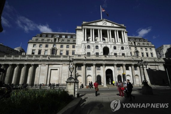 영국 중앙은행 전경 사진. AP 연합뉴스