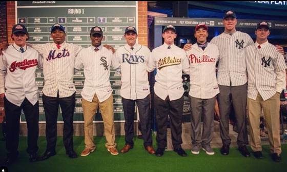 2013 MLB 신인드래프. 저지는 전체 32위로 양키스 유니폼을 입었다. 애런 저지 인스타그램 갈무리