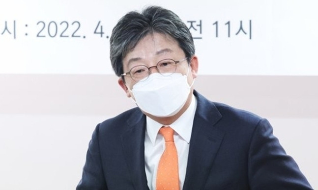 국민의힘 차기 당대표 여론조사에서 연일 선두권에 오르며 존재감을 드러내고 있는 유승민 전 의원. 연합뉴스