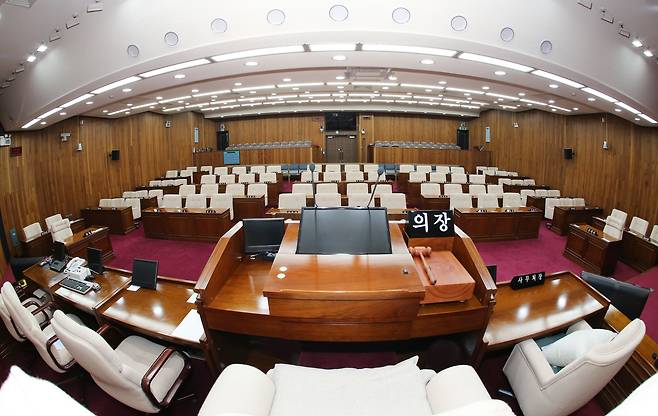 강원도의회 본회의장. 강원도의회 제공.
