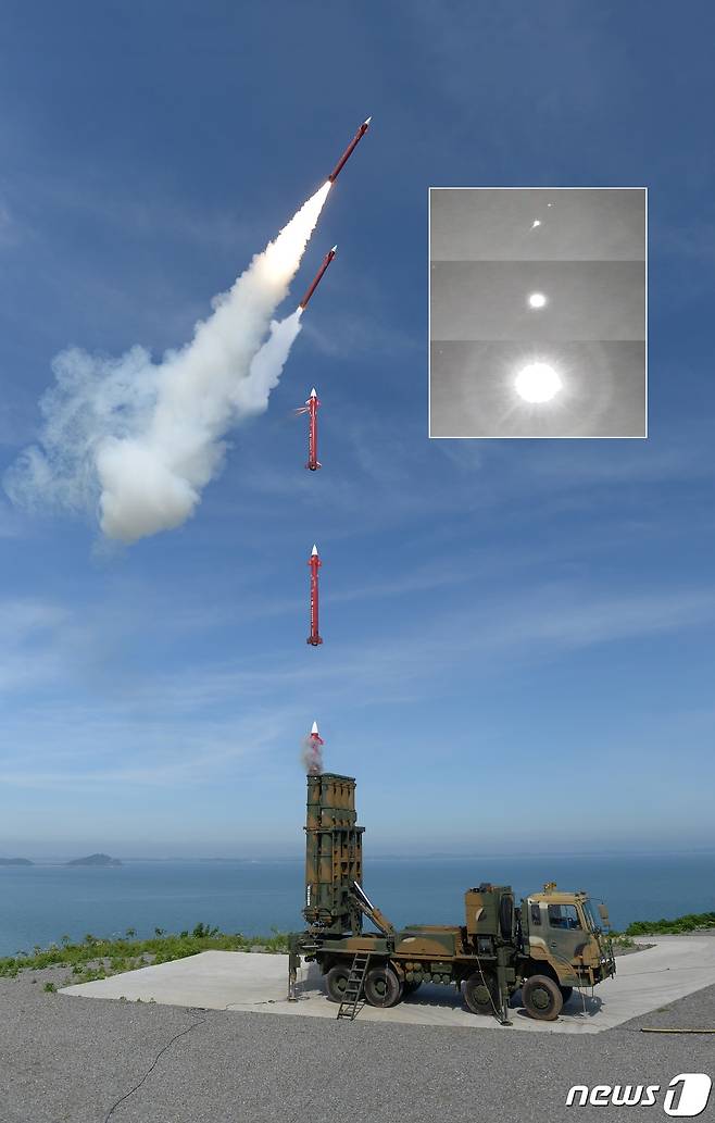 국산 중거리지대공미사일 '천궁-Ⅱ'(M-SAM2). (방위사업청 제공) 2020.11.26/뉴스11