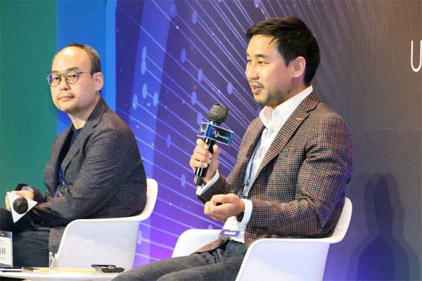 최두아 휴레이포지티브 대표이사(왼쪽)와 정세주 눔 공동창업자 겸 CEO가 23일 서울 동대문디자인플라자(DDP)에서 열린 `트라이 에브리싱` 세션에서 대담하고 있다. [이충우 기자]