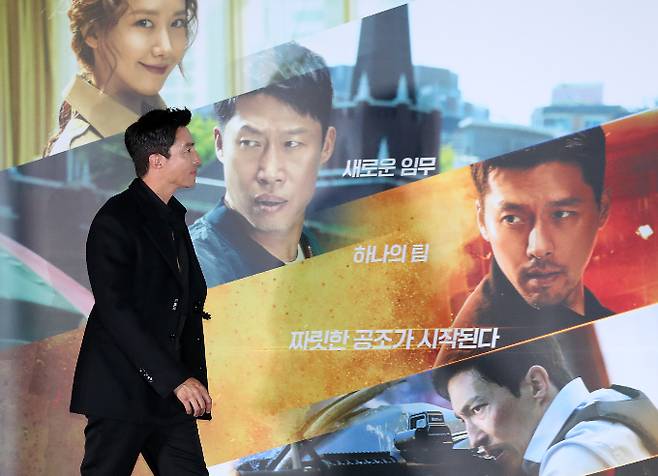 배우 다니엘 헤니가 지난달 30일 오후 서울 용산구 CGV 용산아이파크몰에서 진행된 영화 '공조2: 인터내셔날' 언론시사회에서 포토타임을 위해 무대로 입장하고 있다. /사진=뉴스1