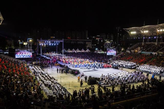 원주다이내믹댄싱카니발의 모습.      원주다이내믹댄싱카니발