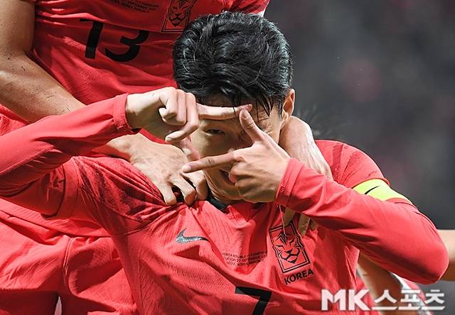대한민국 축구 대표팀이 손흥민의 헤더골에 힙입어 카메룬에 1-0으로 승리했다. 사진(상암 서울)=천정환 기자