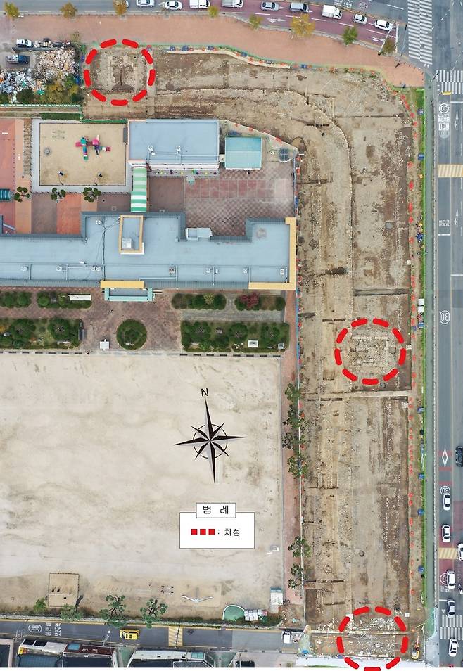 [서울=뉴시스] 경주읍성 5구간 발굴조사 전경 (사진=한국문화재재단 제공) 2022.09.27. photo@newsis.com *재판매 및 DB 금지