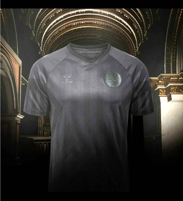 험멜이 공개한 덴마크 축구대표팀 유니폼. 사진｜험멜 공식 인스타그램 캡처