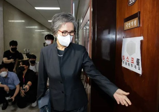 Lee Yang-hee, chairperson of the People Power Party central ethics committee attends a committee meeting at the National Assembly in the evening of September 28. Joint press photographers