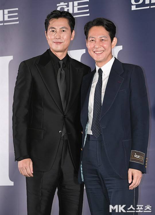 배우 이정재, 정우성의 소속사인 아티스트컴퍼니가 비덴트, 버킷스튜디오 관련성에 관한 항간의 소문에 대한 입장을 밝혔다.
 사진=천정환 기자