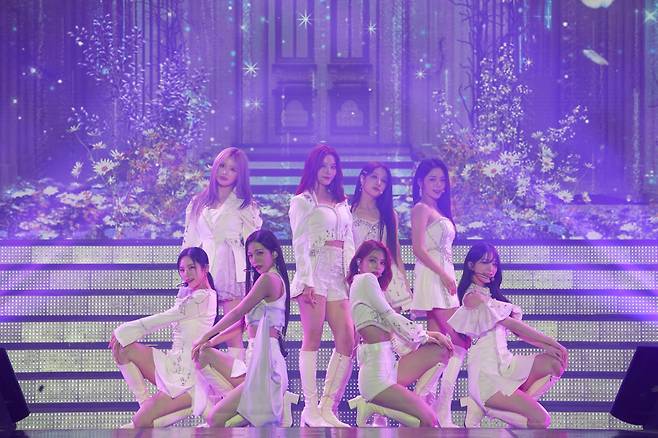 K-pop group fromis_9 conducts its concert "Love From." at the KBS Arena in Gangseo-gu, Seoul, on Friday. (Pledis Entertainment)