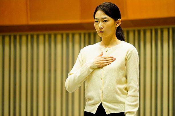 수화 연기로 깊은 인상을 남긴 이유나 역의 배우 박유림 ⓒ