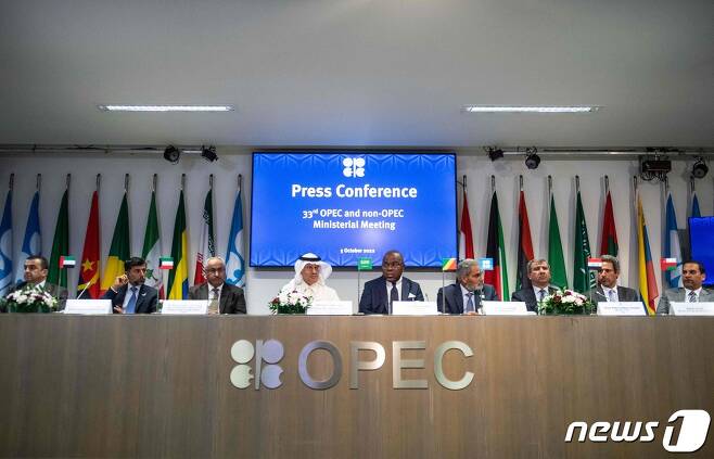 오스트리아 빈에서 열린 석유수출국기구(OPEC) 플러스 장관회의 기자회견장.2022.10.5 ⓒ AFP=뉴스1