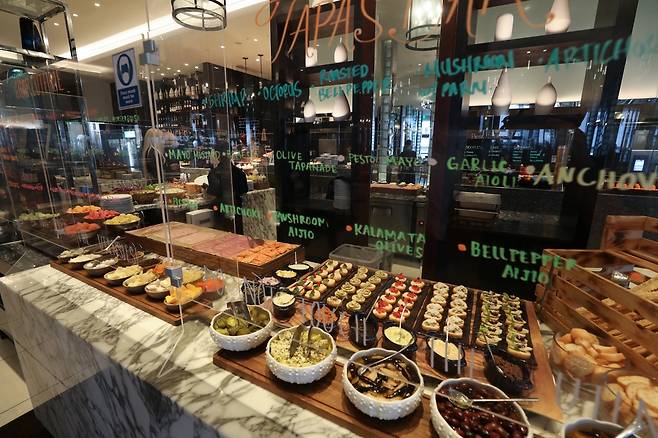 메인 레스토랑 '까사 오세아노' [사진/진성철 기자]