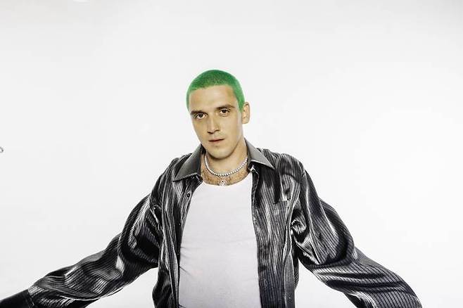 [서울=뉴시스] 라우브. 2022.10.08. (사진= 유니버설뮤직 제공) photo@newsis.com*재판매 및 DB 금지 *재판매 및 DB 금지