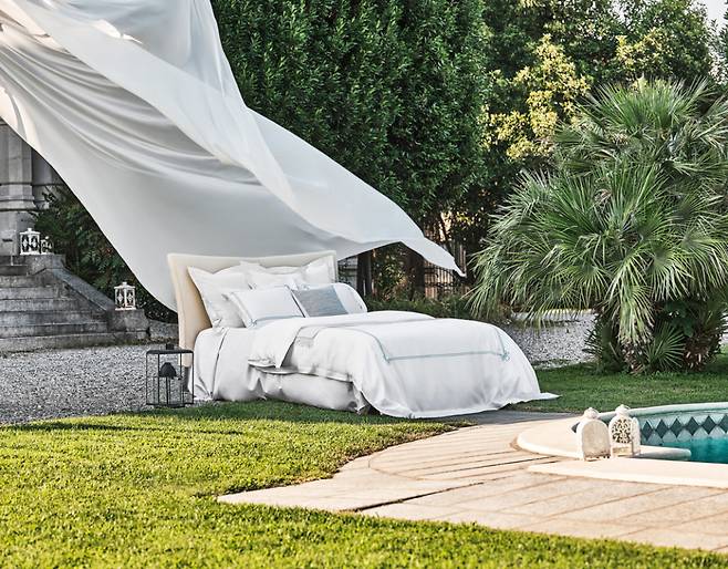 사진 : 크라운구스(CROWN GOOSE),&nbsp;2022 마이애미 스윔위크에 참가한 크라운구스