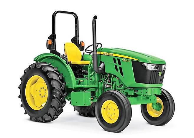미국의 대표적인 농기계 회사인 존디어는 트랙터 등에 센서를 부착해 데이터를 모으는 방식으로 서비스 기업으로 성공적으로 변신했다는 평을 받고 있다. 사진은 존디어가 생산하는 트랙터./존디어