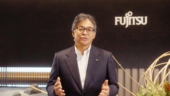12일 온라인으로 개최된 '후지쯔 액티베이트나우(Fujitsu ActivateNow)'에서 타카히토 토키타(Takahito Tokita) 후지쯔 최고경영자(CEO)가 기조연설을 하고 있다. [사진=후지쯔]