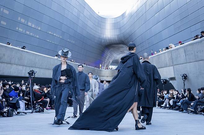 송지오 2023 S/S 서울 패션위크 오프닝쇼 [송지오 제공]