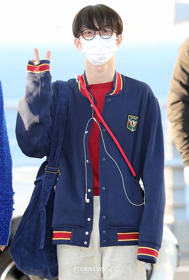 더보이즈 큐 '귀여운 모범생 스타일'[★포토]