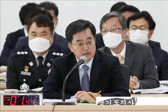 답변하는 김동연 경기도지사ⓒ