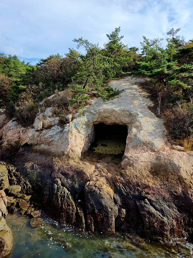 동굴진지