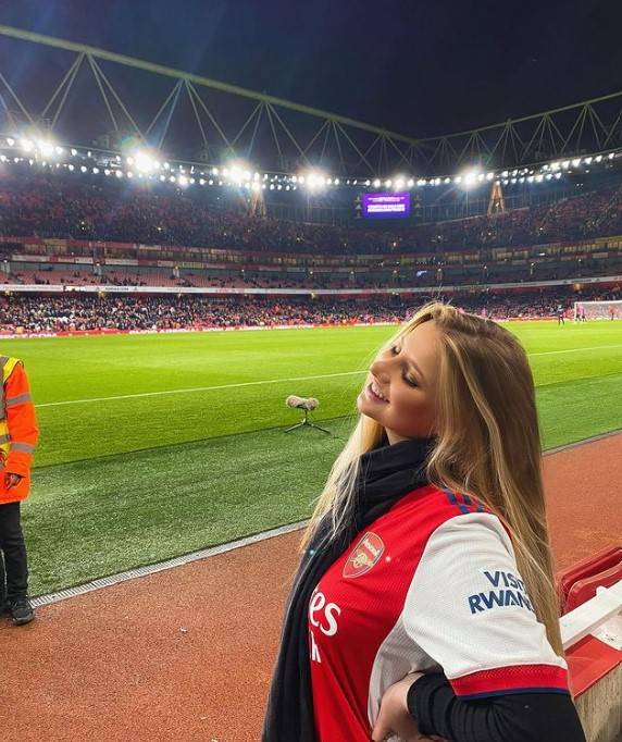 'isabella_rr' 인스타그램