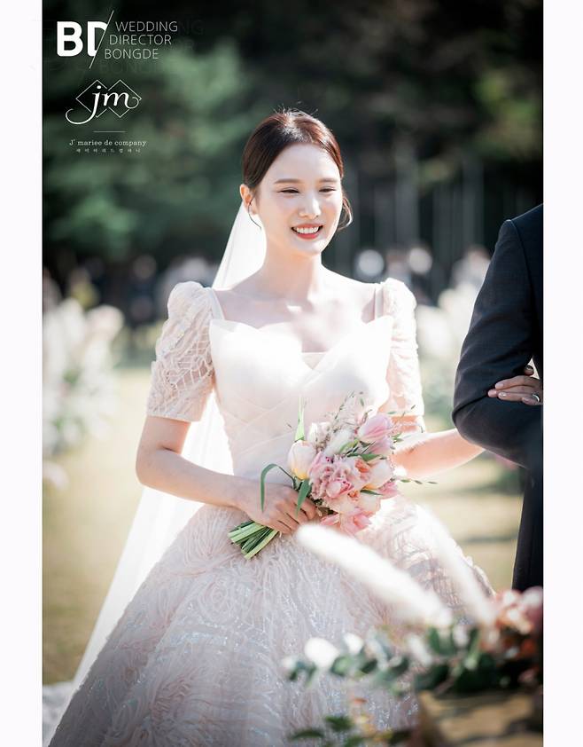 ▲ 써니힐 빛나. 제공| 해피메리드컴퍼니, 웨딩디렉터봉드, 스튜디오원, 아이테오, 비안플라워, 스플렌디노, 마인모리, 모아위