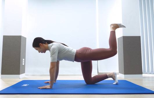 덩키킥 운동ㅣ출처: 하이닥 유튜브