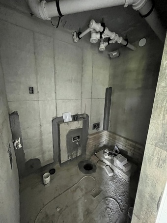 9월 19일 시공 시작 전 마이너스 옵션 아파트 욕실의 모습.(한샘 제공)