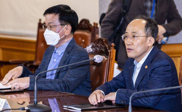 비상 거시경제 금융회의에서 발언하는 추경호 경제부총리. 연합뉴스