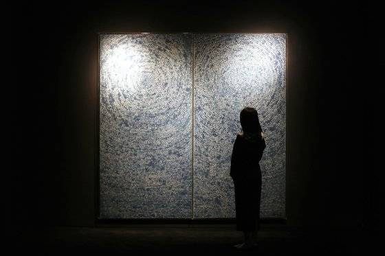 S2A에서 일반에 처음 공개된 ‘우주’. [뉴시스]