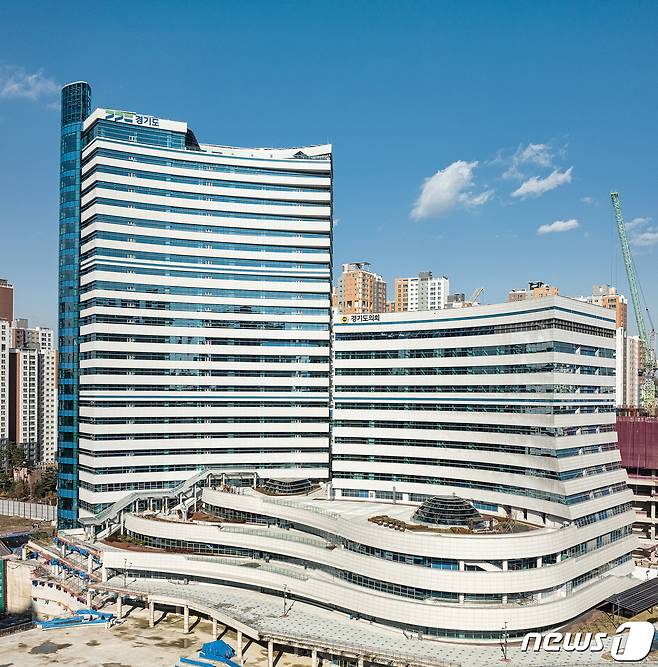 경기도는 26일 미래성장산업국과 사회적경제국, 축산동물복지국 신설 및 개편 등의 내용을 담은 민선8기 조직개편안을 입법 예고하고 경기도의회 심의를 받아 최종 확정할 계획이라고 밝혔다..(경기도 제공) ⓒ News1 최대호 기자