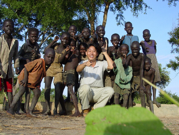 남수단 톤즈의 빛이 됐던 고 이태석 신부. <한겨레> 자료 사진