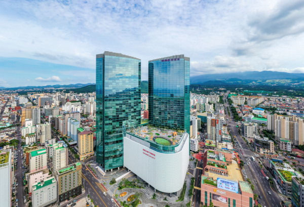 제주 드림타워 복합리조트 외관. 사진=롯데관광개발 제공