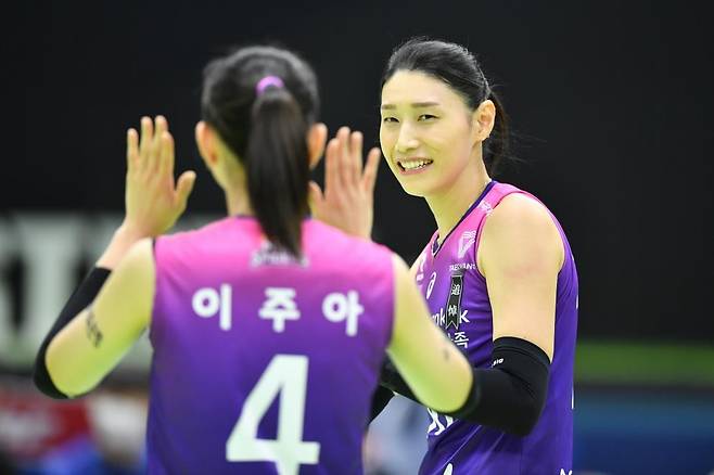 활짝 웃는 김연경 [한국배구연맹 제공. 재배포 및 DB 금지]