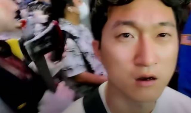 지난달 29일 이태원 참사 당시 BJ 배지터가 현장에서 생중계한 영상. 유튜브 영상 캡처