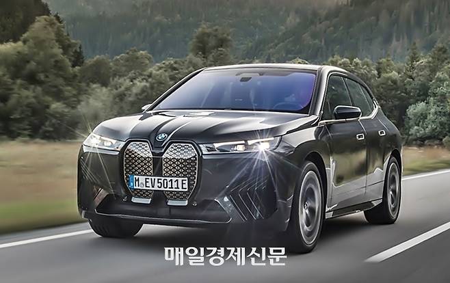 BMW iX [사진출처=BMW]