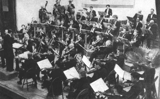 만철 교향악단은 유럽의 유명 연주가 영입에 거금을 아끼지 않았다. [사진 김명호]