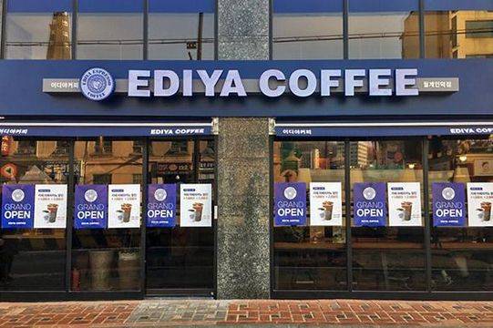 이디야 커피 매장 전경.