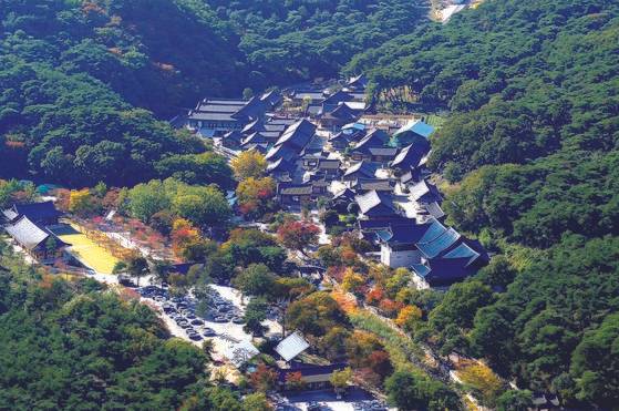 경남 양산시 하북면 영축산 자락에 위치한 세계문화유산 통도사 전경. [사진 양산시]