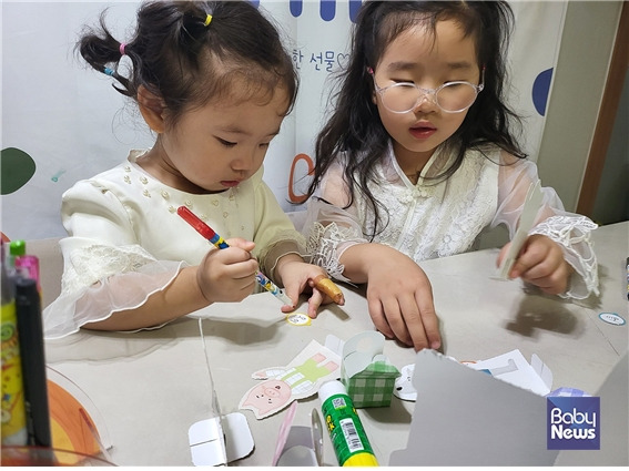 흡연위해예방교육에 참여하고 있는 아이들. ⓒ신구대학교 산학협력단