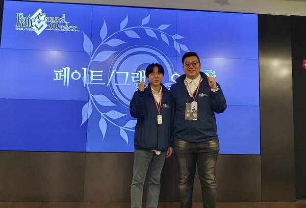 신원보 사업 본부장(좌), 이종혁 사업부장