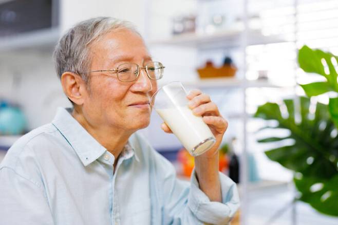 면역력이 약해지기 쉬운 노년층은 단백질을 더욱 잘 챙겨야 한다. [사진= 게티이미지뱅크]