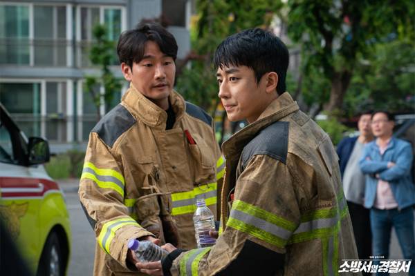 don-t-take-the-audience-s-snorts-for-granted-the-first-responders