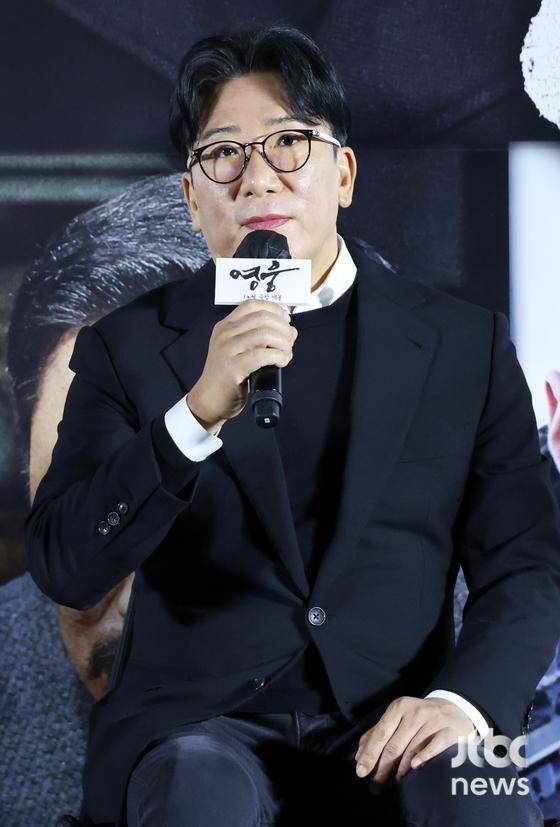 21일 오전 서울 용산구 CGV 아이파크몰점에서 영화 '영웅' 제작보고회가 열렸다. 윤제균 감독과 배우 정성화, 김고은, 조재윤, 배정남, 이현우, 박진주가 참석했다.   박세완 엔터뉴스팀 기자 park.sewan@jtbc.co.kr (콘텐트비즈니스본부)