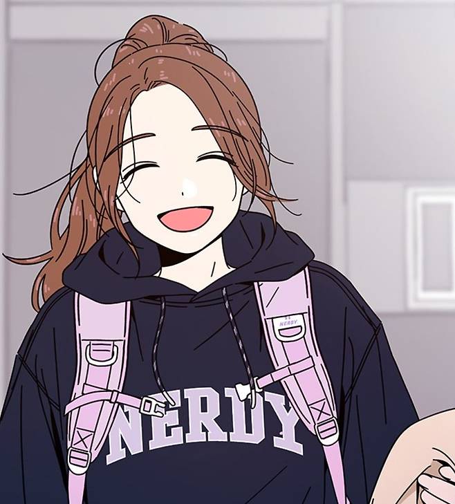 네이버웹툰이 ‘청춘블라썸’에 등장한 스트리트 브랜드 널디(NERDY)의 후드 티셔츠. [널디 홈페이지]